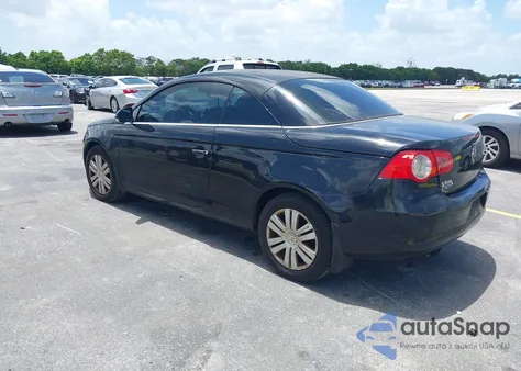 2008 Volkswagen Eos Komfort/Turbo z USA, uszkodzony, nr VIN WVWBA71F98V016181